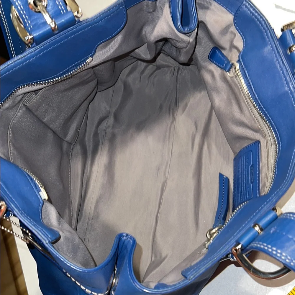 Coach Blue Leather Tote Bag - Picture 5 of 10
